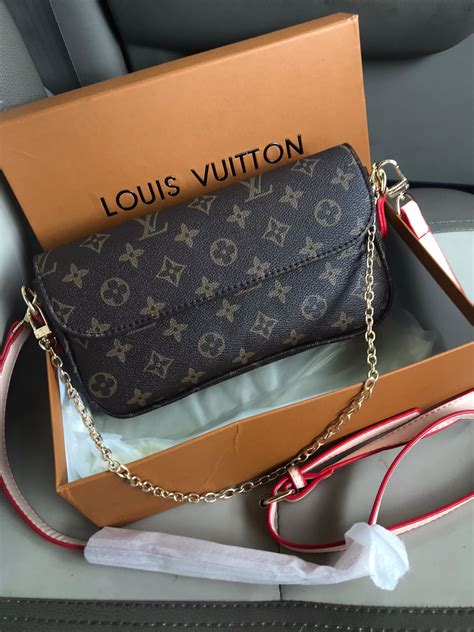 lv wallet on chain lily|louis vuitton ivy review.